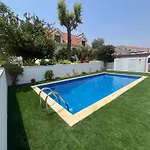 Villa Dene Hollow *
